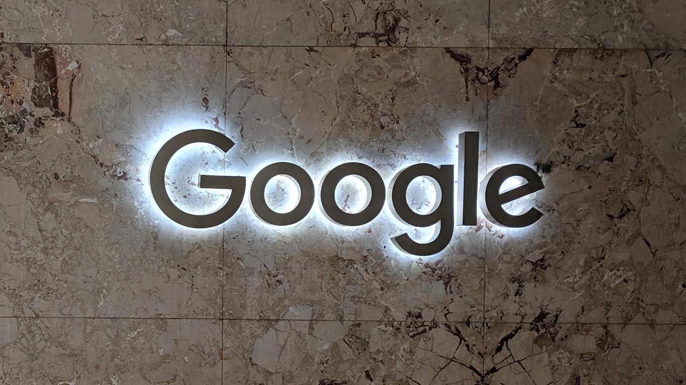 Google kämpar mot EU-regler. Bilden är beskuren. Foto: Sikander Iqbal via Wikimedia Commons (CC BY-SA 4.0)